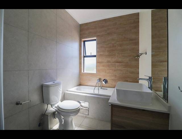 1 BEDROOM APARTMENT FOR SALE IN MODDERFONTEIN